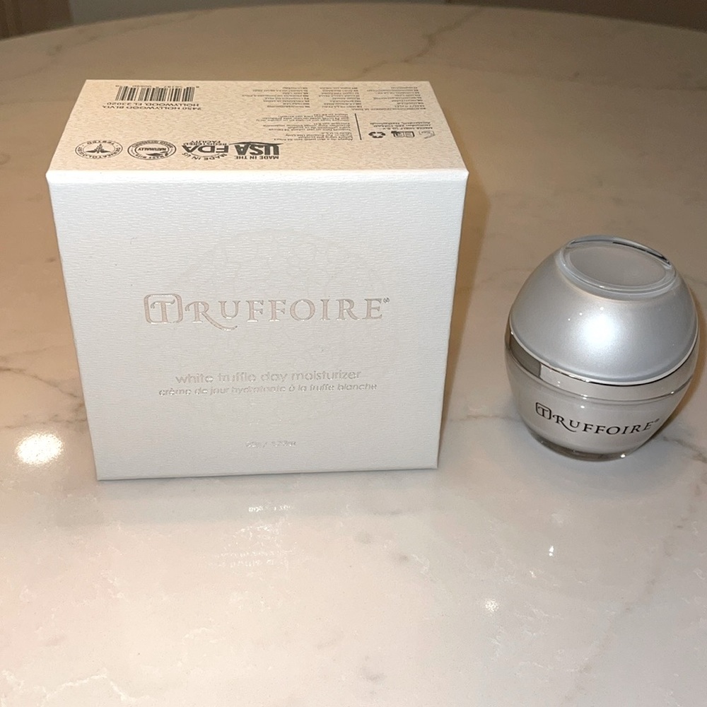 NWOT Truffoire White Truffle Day Moisturizer 1.76oz
